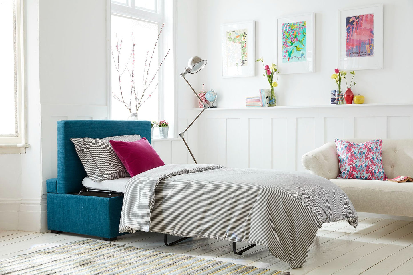 Henry Single Bed in Box in Pumice House Basket Weave