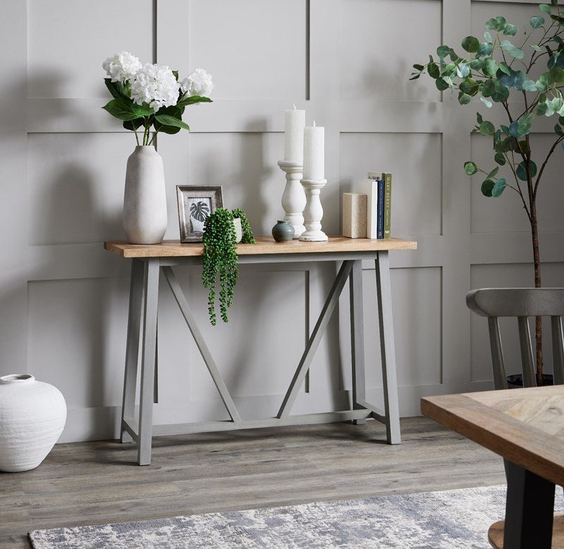 Hill Interiors - Sleek Furniture