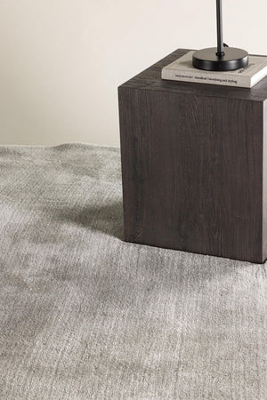 Blanca Light Grey Round Carpet – 200x200 cm Soft Polyester Area Rug