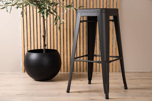 Tempe Bar Chair Set of 4 – Dark Grey Steel – Modern Industrial Design – High Kitchen Stools