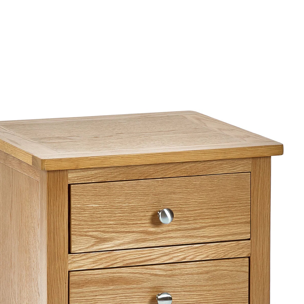 Julian Bowen Mallory 3 Drawer Bedside Table – Solid Oak & Oak Veneers Nightstand with 3 Storage Drawers and Silver Knobs