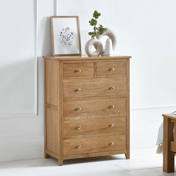 Mallory Solid Oak 6 Drawer Chest (4+2) – Oak Veneer Bedroom Storage Cabinet with Silver Knobs