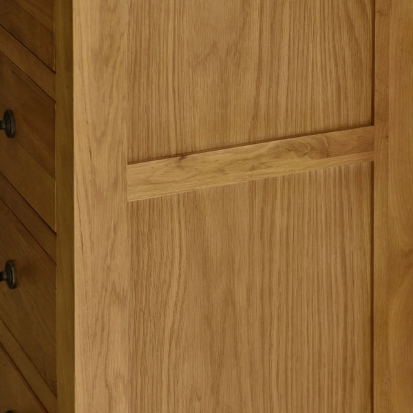 Julian Bowen Marlborough Oak 7 Drawer Narrow Chest – Solid White Oak & Oak Veneers, Waxed Finish Bedroom Storage Unit