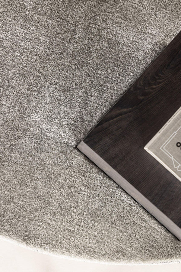 Blanca Light Grey Round Carpet – 200x200 cm Soft Polyester Area Rug