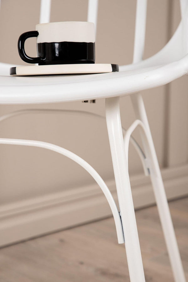 Dyrön Dining Chair Set of 2, White | Modern Plastic Chairs with Steel Legs