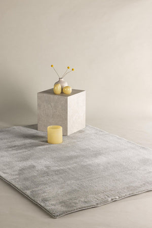 Blanca Light Grey Rug – 290x200 cm Rectangular Soft Polyester Carpet