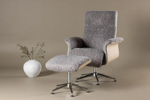 Hagön Lounge Chair with Footstool – Grey Fur Fabric – Adjustable Backrest – Nordic Modern Design