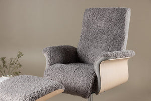 Hagön Lounge Chair with Footstool – Grey Fur Fabric – Adjustable Backrest – Nordic Modern Design