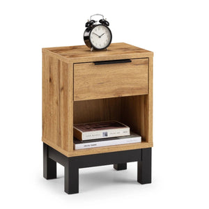 Julian Bowen Bali 1 Drawer Bedside Table – Oak Effect Nightstand with Drawer & Open Shelf, Black Metal Legs, Industrial Bedroom Side Table - Sleek Furniture
