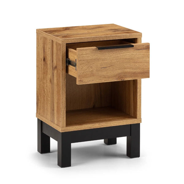 Julian Bowen Bali 1 Drawer Bedside Table – Oak Effect Nightstand with Drawer & Open Shelf, Black Metal Legs, Industrial Bedroom Side Table - Sleek Furniture