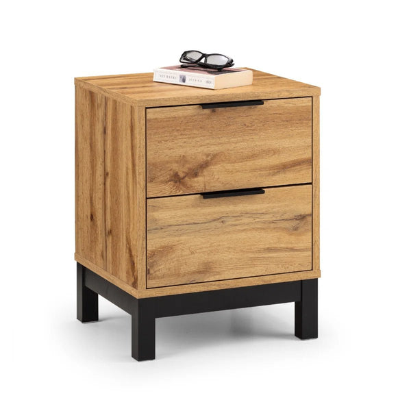 Julian Bowen Bali 2 Drawer Bedside Table – Oak Effect Nightstand with 2 Storage Drawers, Black Metal Legs & Handles, Modern Industrial Bedroom Furniture - Sleek Furniture