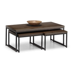 Julian Bowen Brooklyn Solid Oak Nesting Coffee Tables with Industrial Metal Legs – Rustic Dark Oak Space-Saving Living Room Table Set - Sleek Furniture