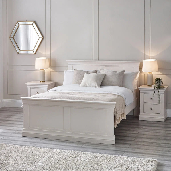 Julian Bowen Clermont King Bed Frame 150cm Light Grey Wooden Bed with Pine Slats - Sleek Furniture