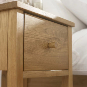 Julian Bowen Coxmoor 1 Drawer Bedside Table in Oak – Wooden Nightstand with Storage Drawer & Open Shelf for Bedroom - Sleek Furniture