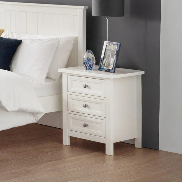 Julian Bowen Maine 3 Drawer Bedside Table – New England Style Nightstand with 3 Storage Drawers, Available in Anthracite, Surf White & Dove Grey - Sleek Furniture