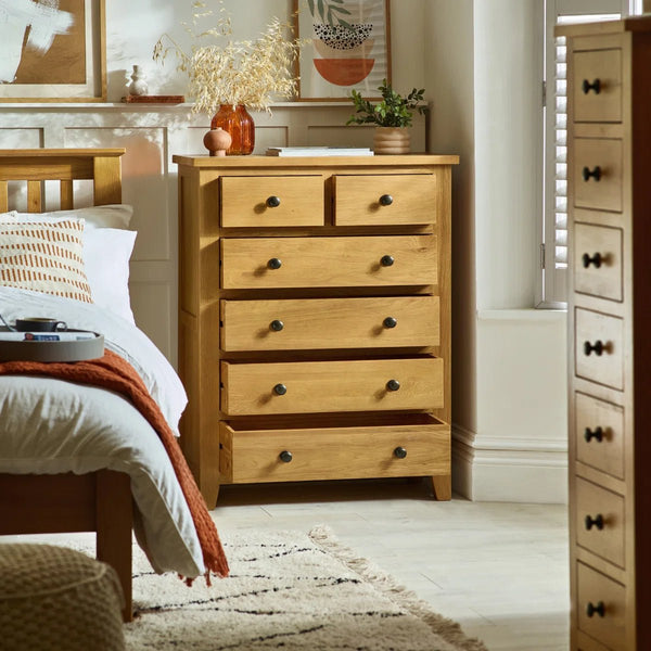 Julian Bowen Marlborough Oak 4+2 Drawer Chest – Solid White Oak & Oak Veneers Bedroom Storage Unit with Waxed Finish - Sleek Furniture