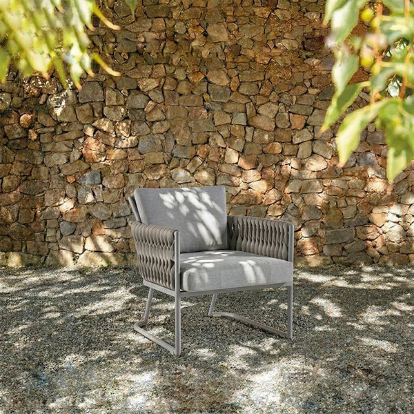 Macleod Garden Dining Table Set Grey Rattan Outdoor Round Dining Table and Chairs Patio Bistro Furniture Set Weather Resistant Garden Seating - Sleek Furniture