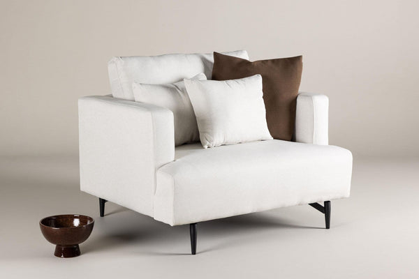 Sofia Beige Armchair | Velvet Upholstery with Nordic Design & Metal Legs