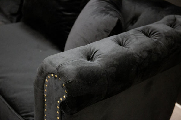 Velvet 3-Seater Sofa in Black Sammet | Chesterfield-Style Luxurious Velvet Sofa