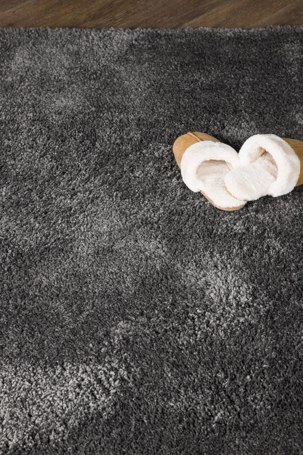 Walter Pluto Dark Grey Rectangular Carpet | 340x240 cm Soft Polyester Area Rug